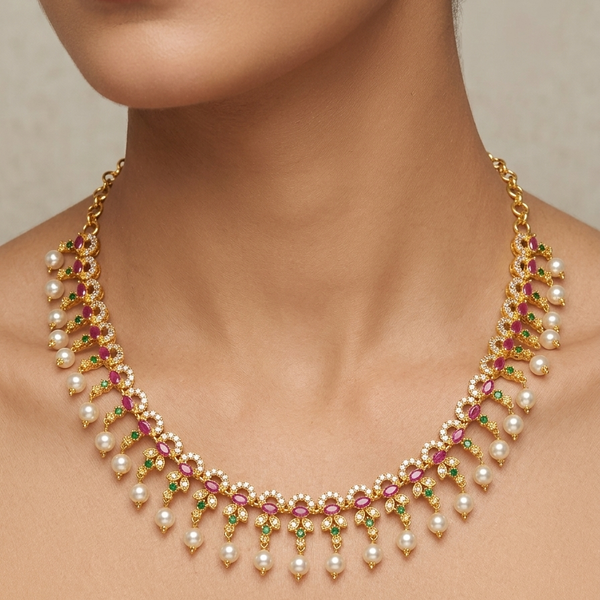 Pearl Layered Short Necklace
