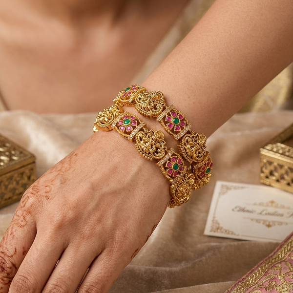 ✨ Royal Floral Antique Gold Kada Bangles