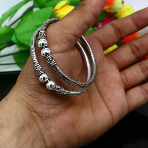 Minimal Silver Bangles