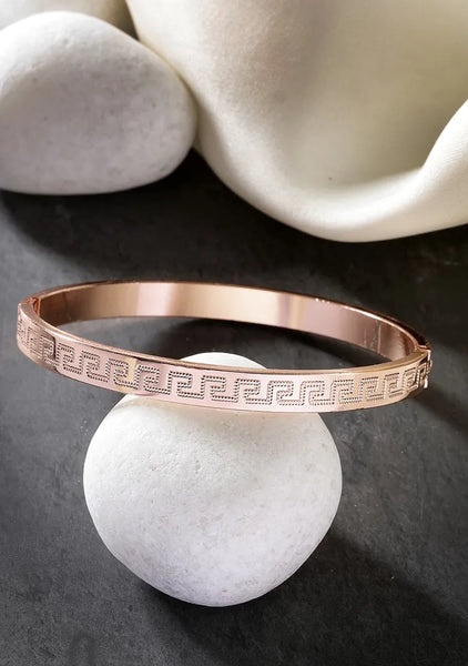 Rose Gold Minimal Bangle